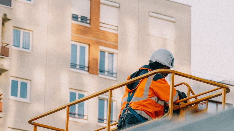 Как привязать платежи к скрытым этапам работ, которые невозможно проверить после чистовой