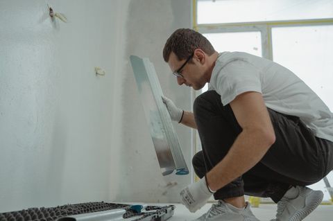 Какие документы проверить до осмотра коттеджа в Николино?